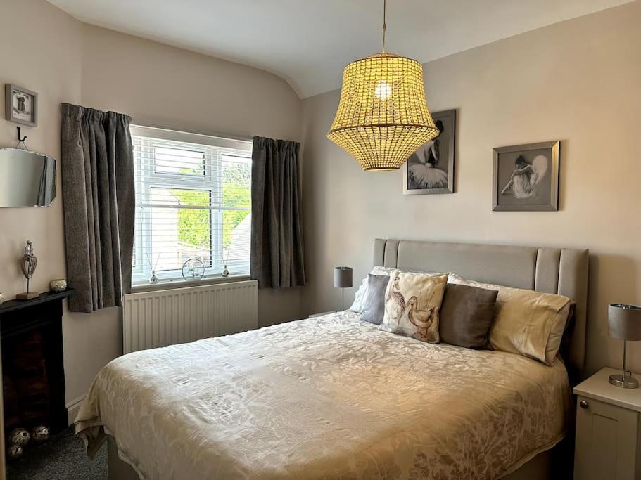 Gaia Villa Lichfield Dış mekan fotoğraf