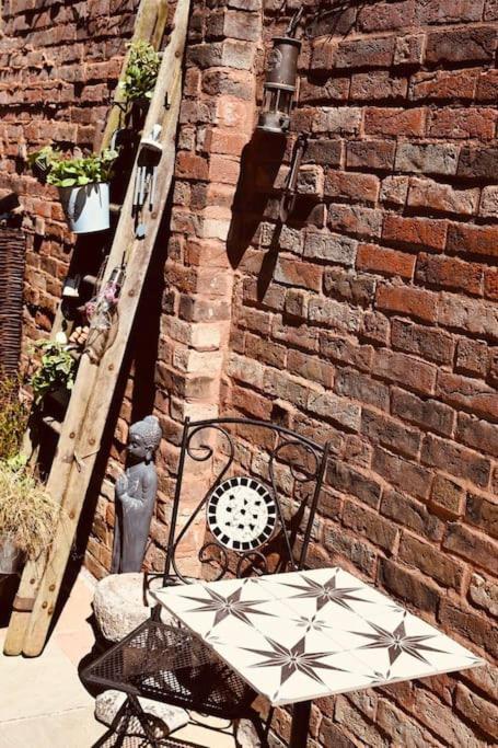 Gaia Villa Lichfield Dış mekan fotoğraf